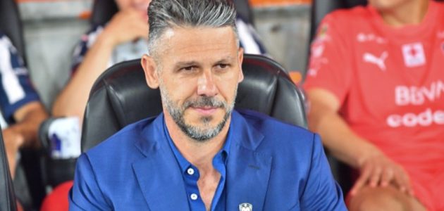 ديميكيليس يفاجئ الجميع ويغادر مايوركا.. ويتجه إلى البوندسليغا